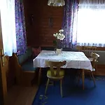 Traudl Singer Apartament