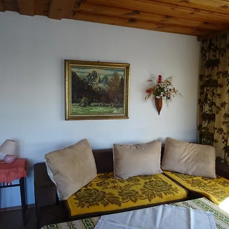 דירה Traudl Singer *