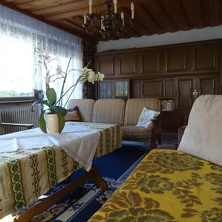 Apartment Traudl Singer *